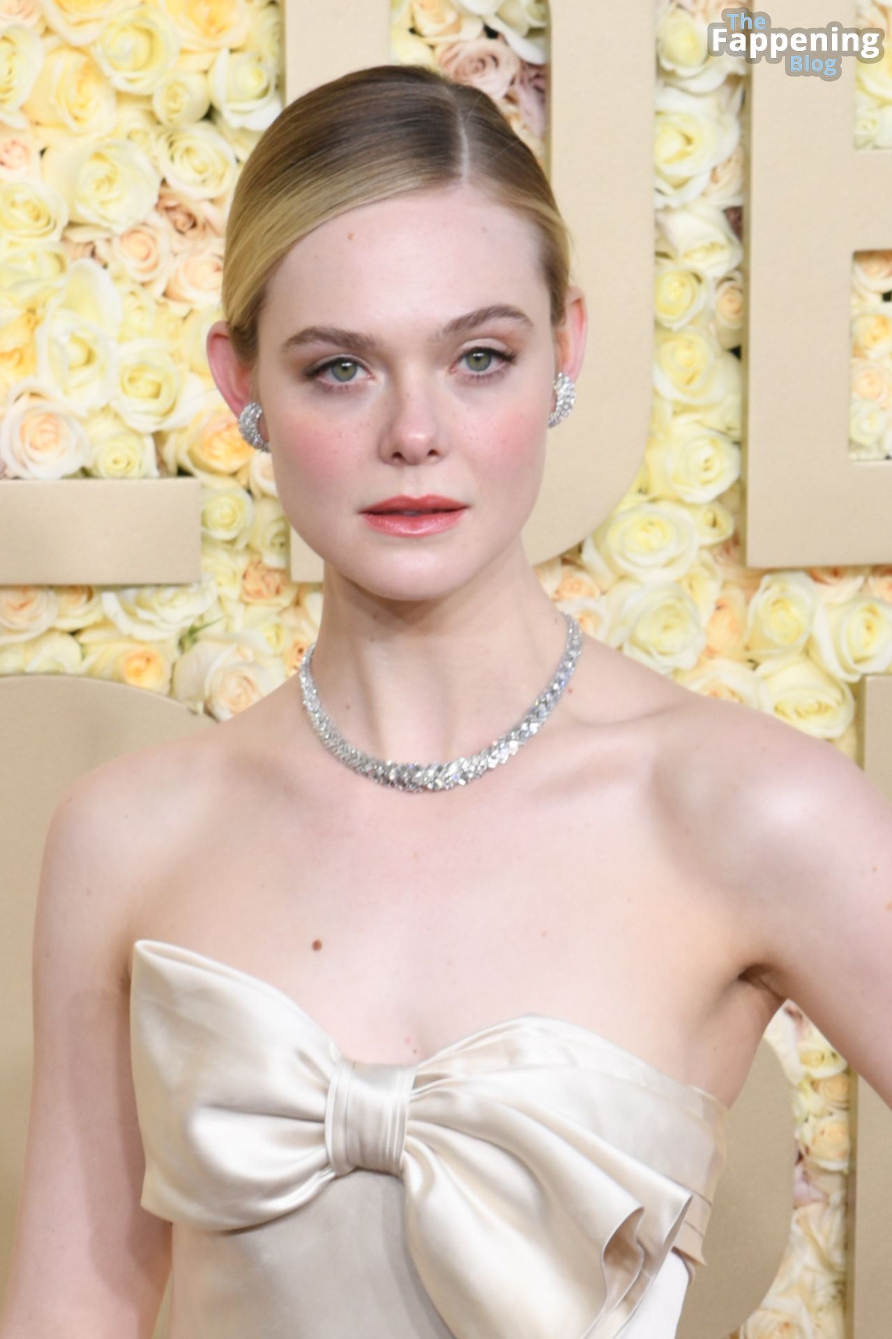 Elle-Fanning-Sexy-16-The-Fappening-Blog.jpg