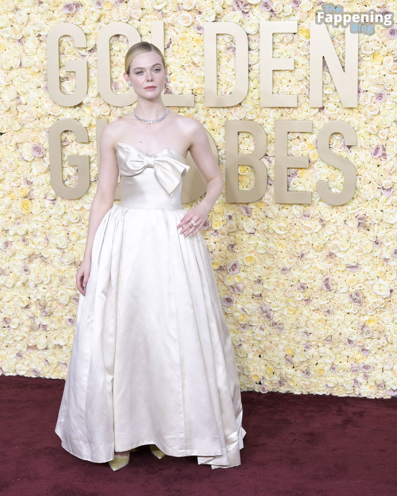 Elle-Fanning-Sexy-34-The-Fappening-Blog.jpg