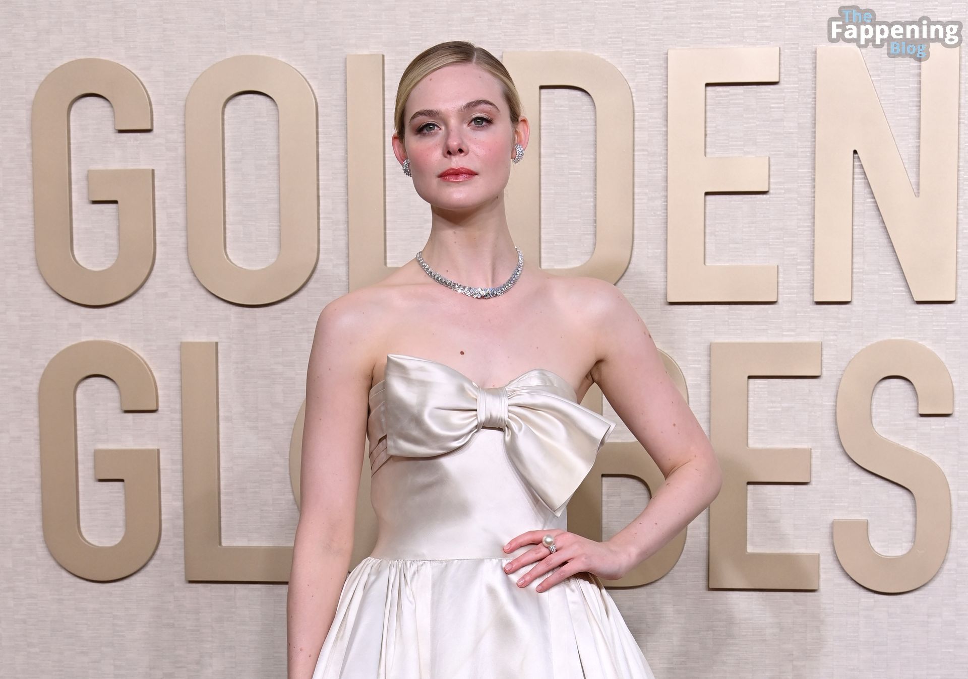 Elle-Fanning-Sexy-54-The-Fappening-Blog.jpg
