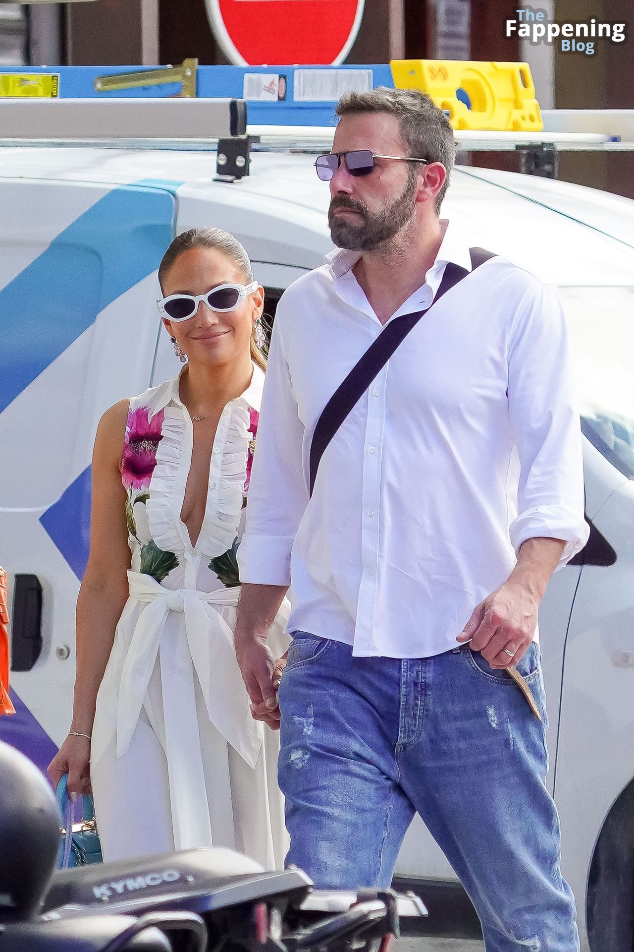 Jennifer Lopez &amp; Ben Affleck Enjoy a Day in St Barts (49 Photos)
