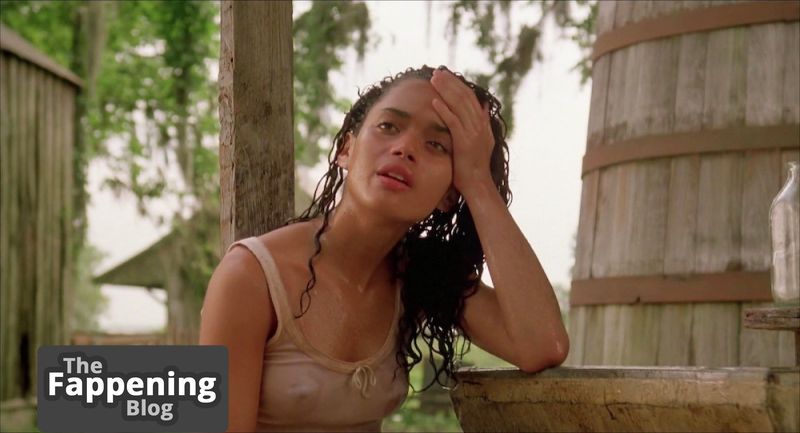 Lisa-Bonet-Nude-and-Sexy-Photo-Collection-44-The-Fappening-Blog.jpg
