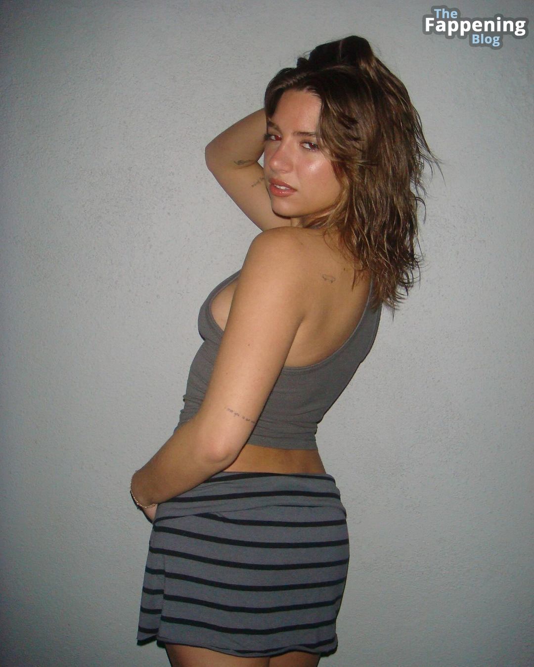 MacKenzie Ziegler Shows Off Her Sexy Tits (5 Photos)