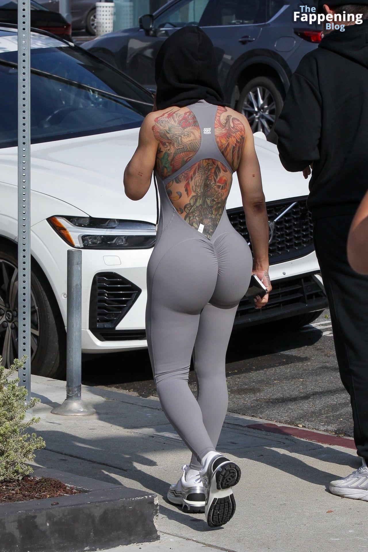 Blac Chyna Displays Her Curves While Shopping on Melrose (63 Photos)
