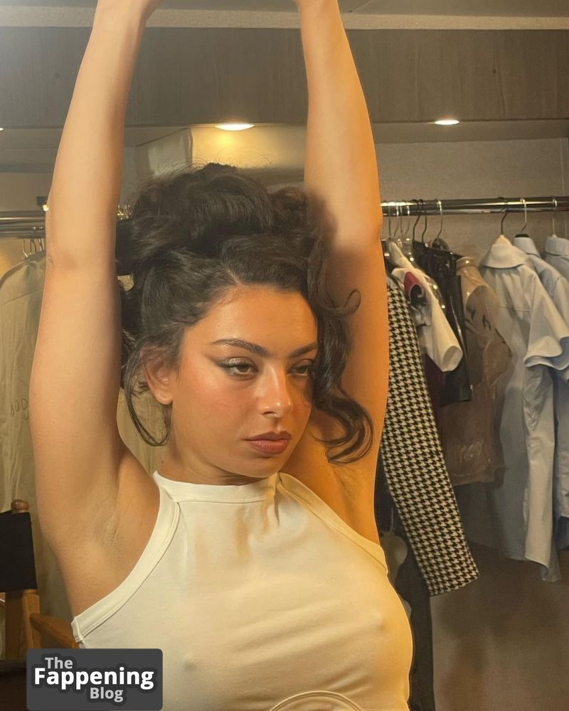 Charli-XCX-Nude-Sexy-41-The-Fappening-Blog.jpg