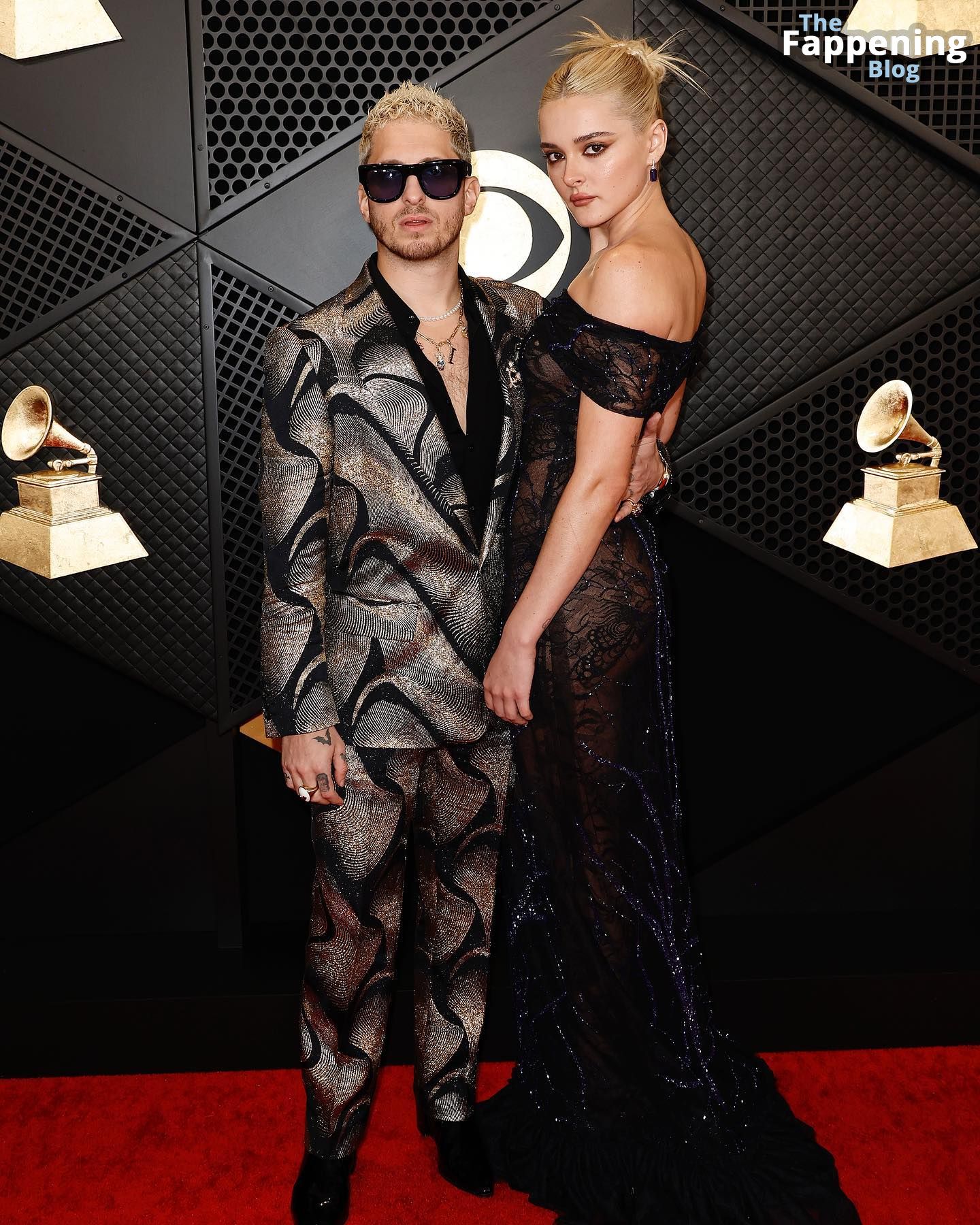 Charlotte Lawrence Flashes Her Nude Tits at the 66th Annual GRAMMY Awards (44 Photos)