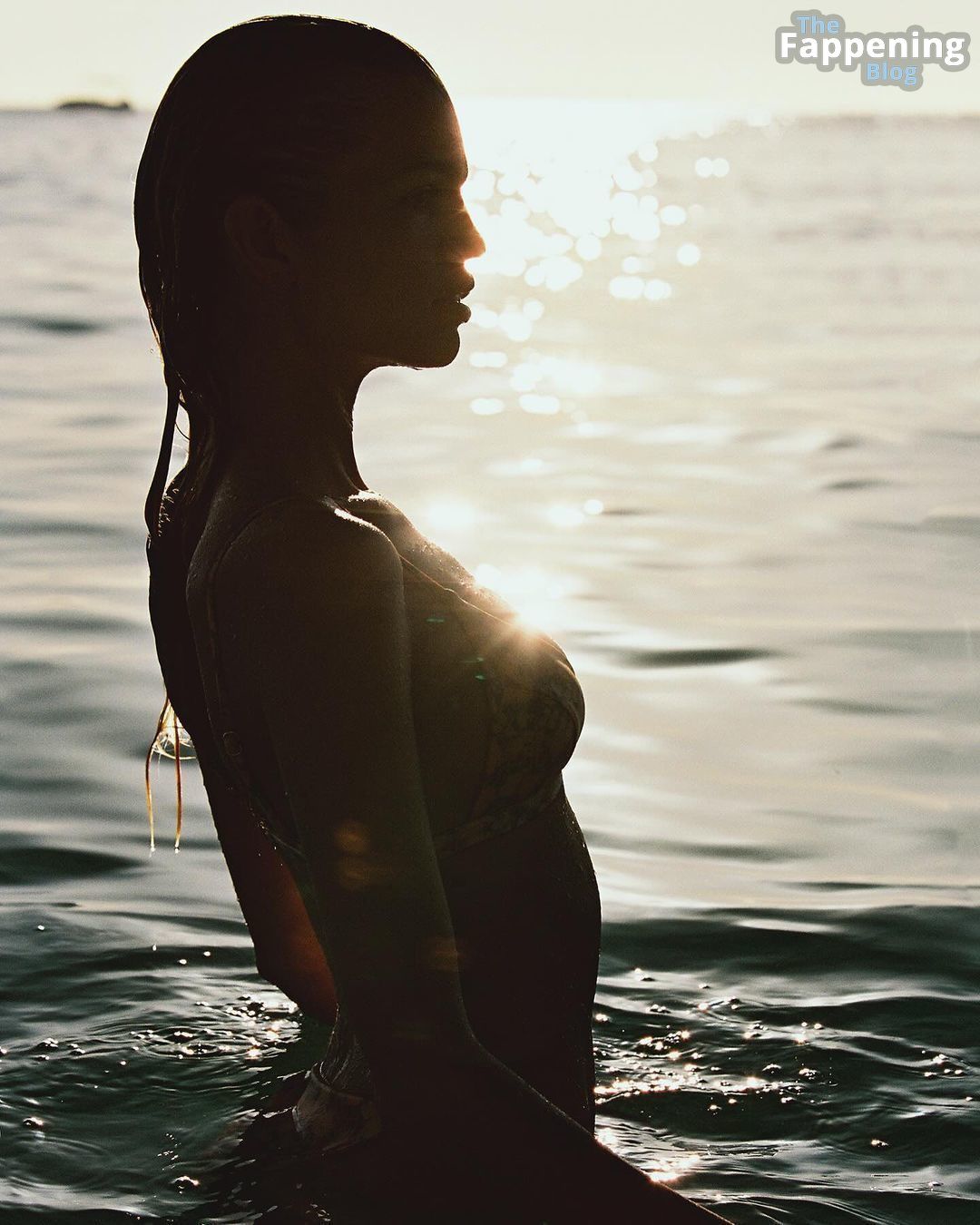 Daphne Groeneveld Shows Off Her Sexy Bikini Body for Lavarice Swim 2024 (19 Photos)