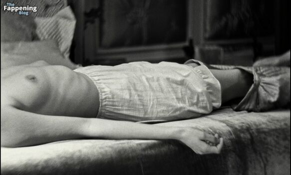 Emma Stone / emmastone Nude Leaks Photo 531