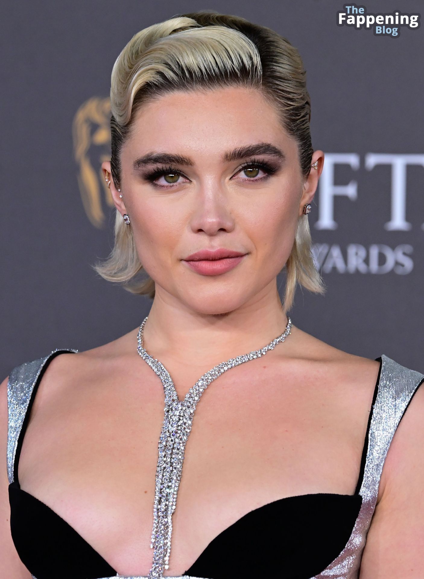Florence-Pugh-Sexy-32-The-Fappening-Blog-2.jpg