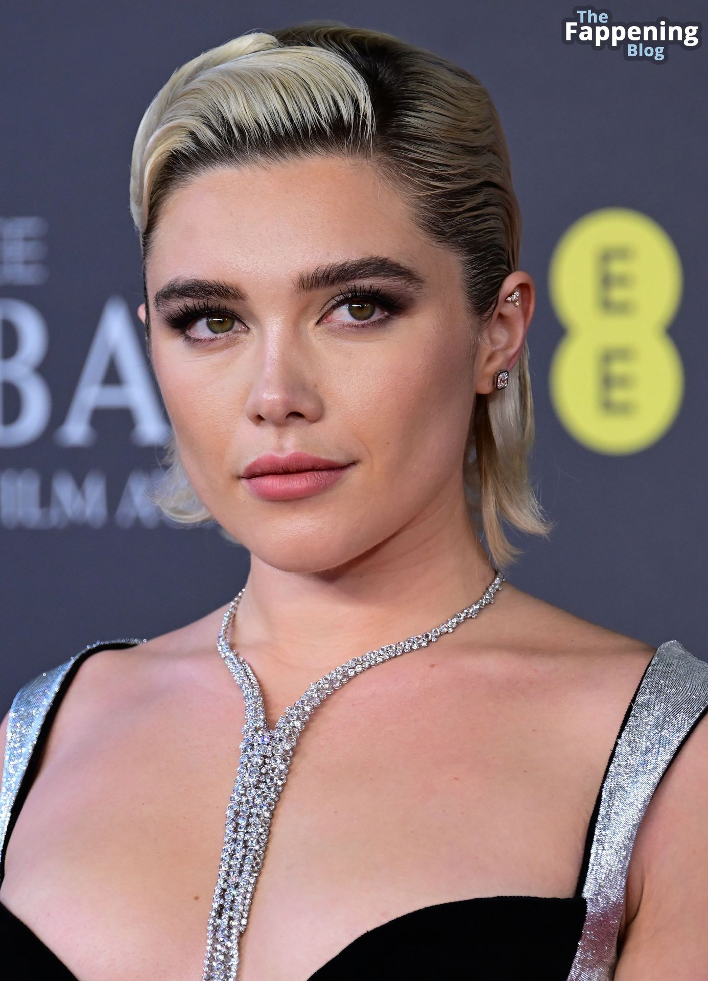 Florence-Pugh-Sexy-37-The-Fappening-Blog-2.jpg