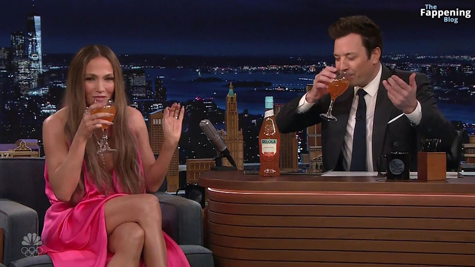 Jennifer Lopez Shows Off Her Sexy Legs &amp; Tits on The Tonight Show (81 Photos)