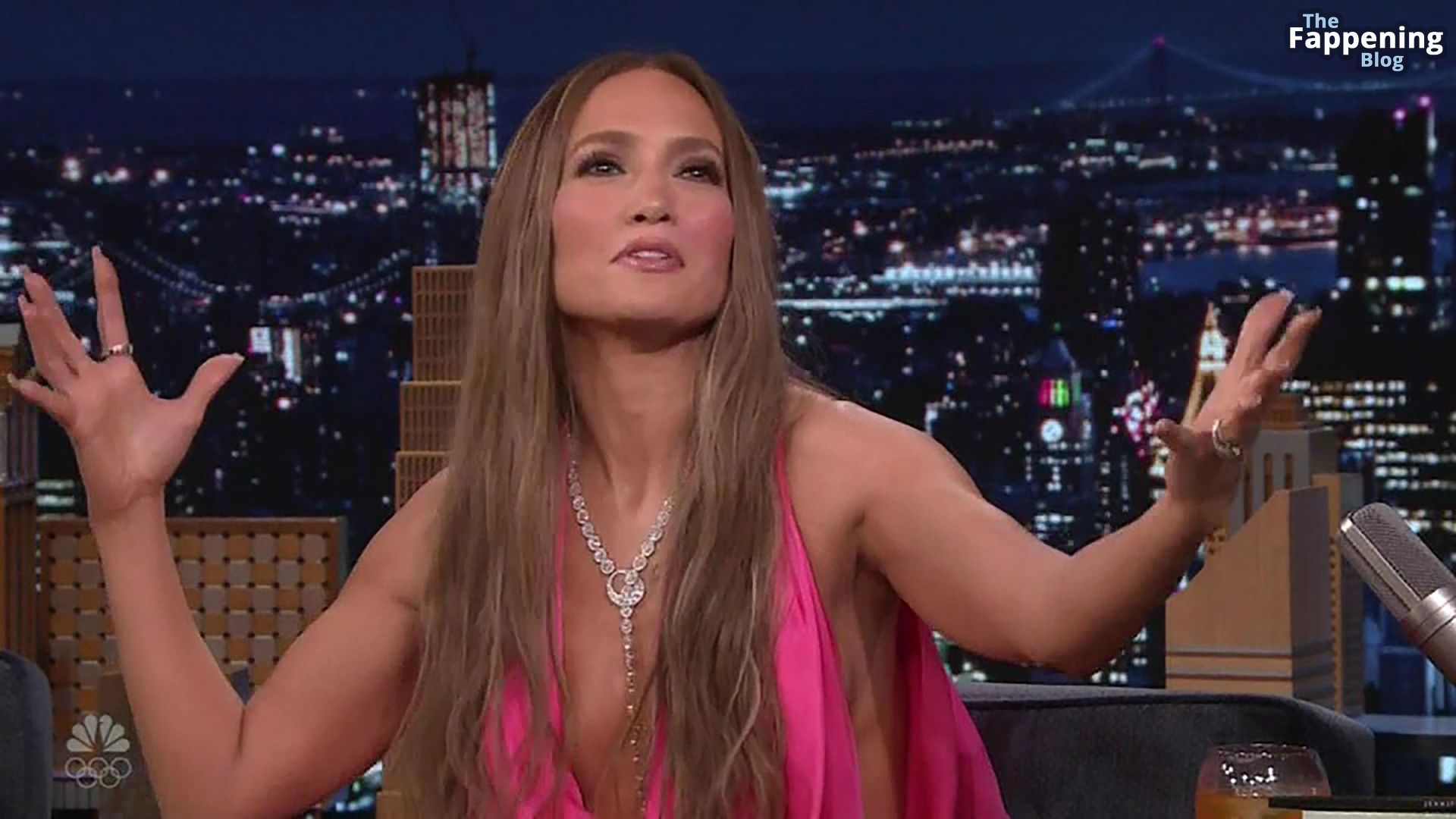 Jennifer-Lopez-Sexy-68-The-Fappening-Blog-1.jpg
