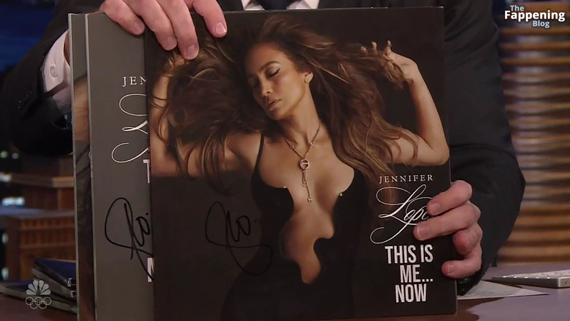 Jennifer-Lopez-Sexy-71-The-Fappening-Blog-1.jpg