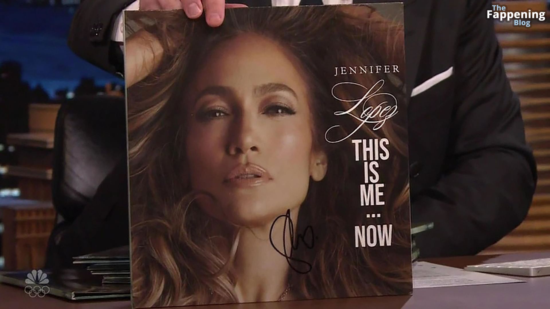 Jennifer-Lopez-Sexy-76-The-Fappening-Blog-1.jpg