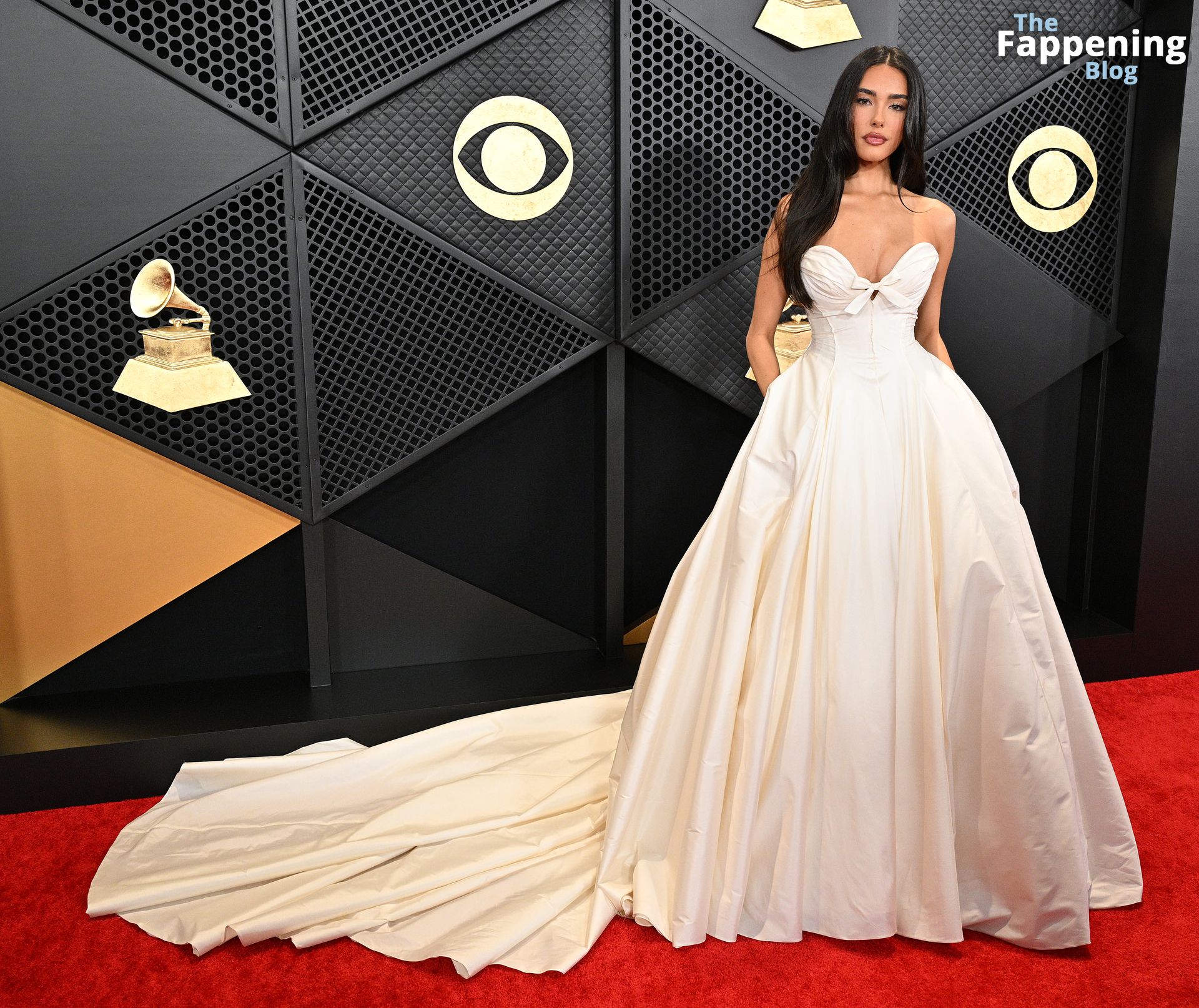 Madison Beer Looks Hot in a White Dress at the 66th Annual Grammy Awards (41 Photos)