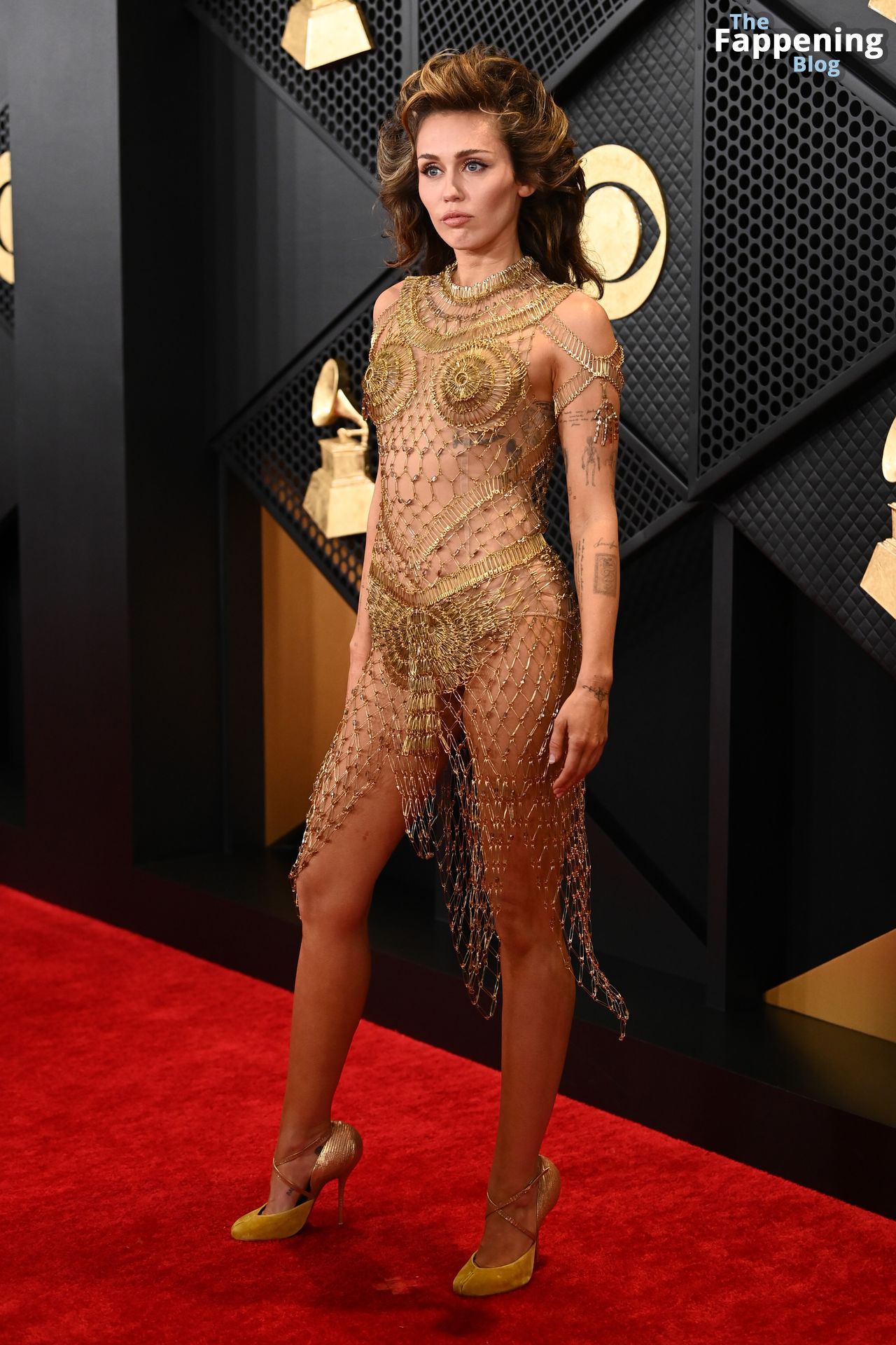 Miley Cyrus Looks Hot Without Underwear at the 66th Annual GRAMMY Awards (112 Photos)