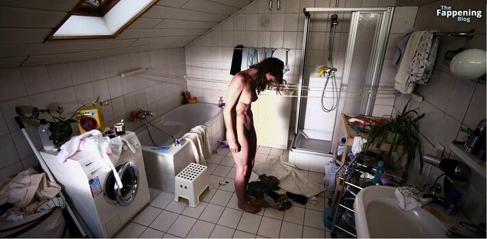 Alexandra Finder / alexandra.finder Nude Leaks Photo 4