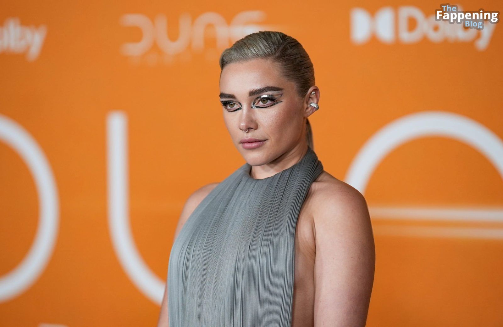 florence-pugh-braless-side-boobs-dune-part-two-premiere-nyc-10-thefappeningblog.com_.jpg