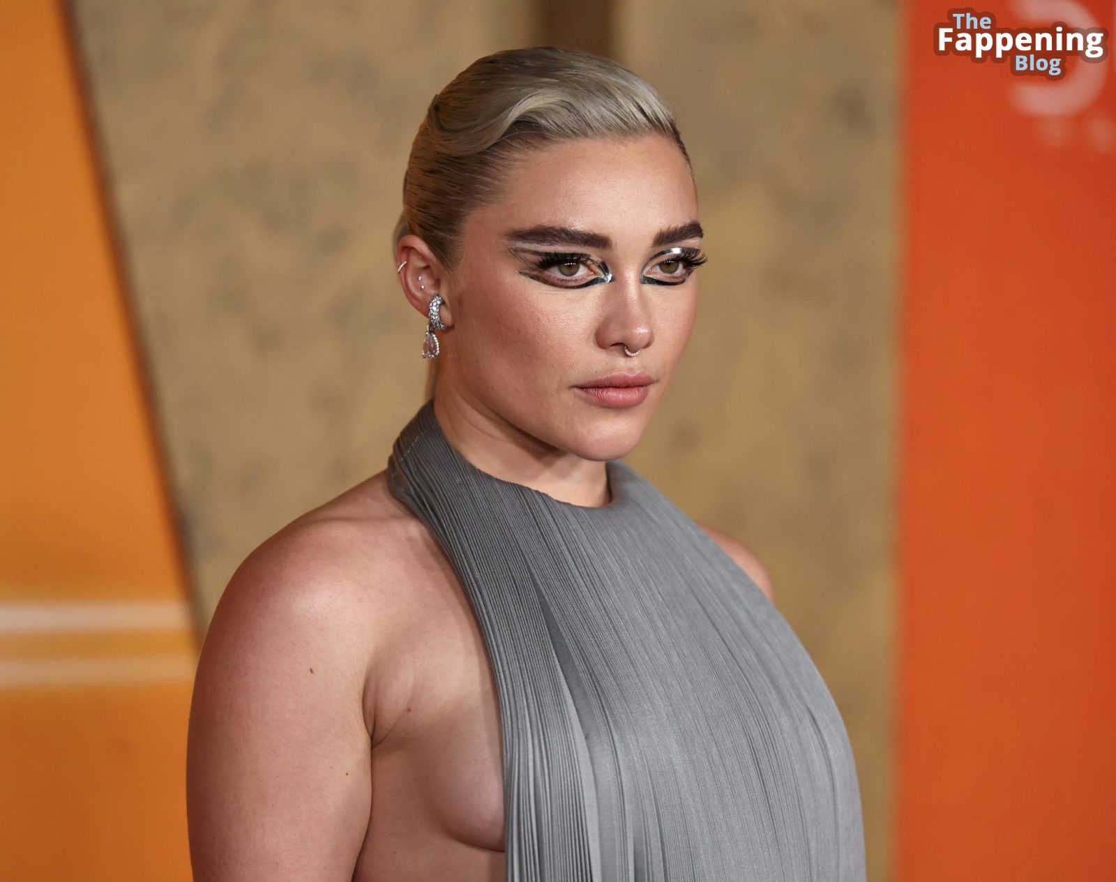 florence-pugh-braless-side-boobs-dune-part-two-premiere-nyc-15-thefappeningblog.com_.jpg