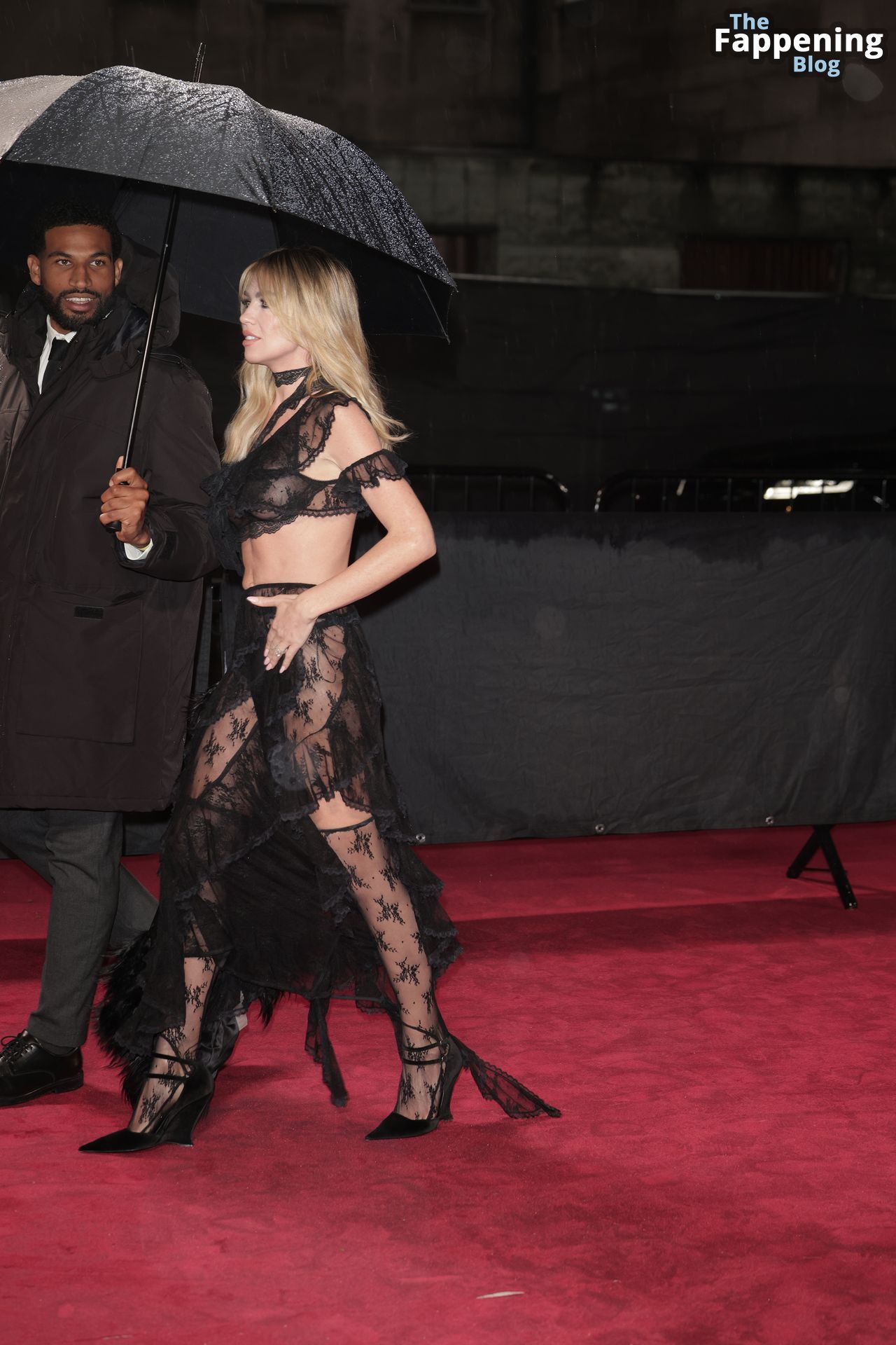 Abbey Clancy Stunts at The Fashion Awards in London (86 Photos)
