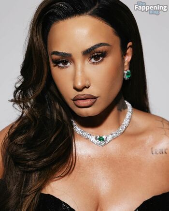 Demi Lovato / ddlovato Nude Leaks Photo 1201