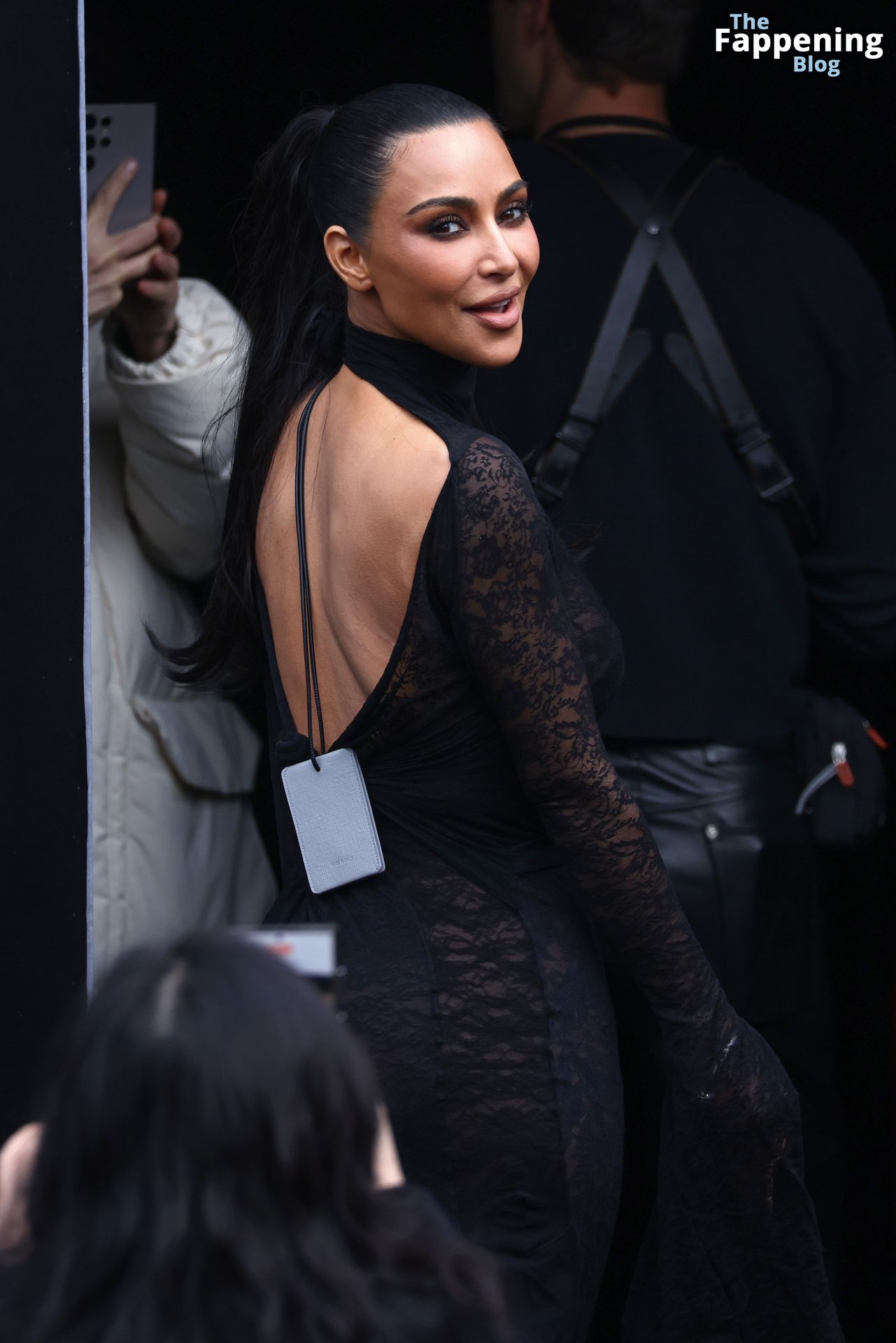 Kim-Kardashian-16-thefappeningblog.com_.jpg