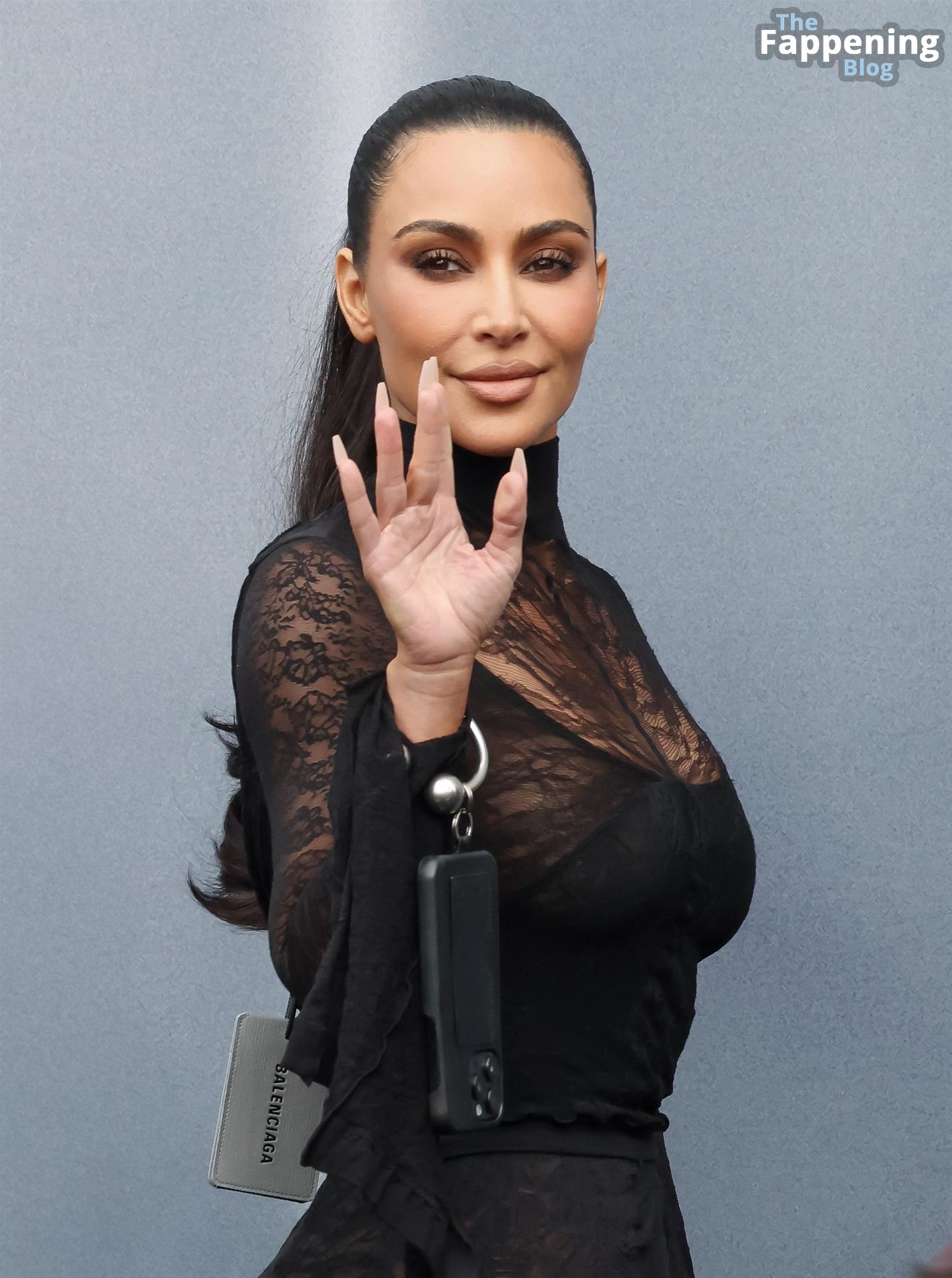 Kim Kardashian Shows Off Her Curves as She Attends at the Balenciaga Womenswear Fashion Show (139 Photos)