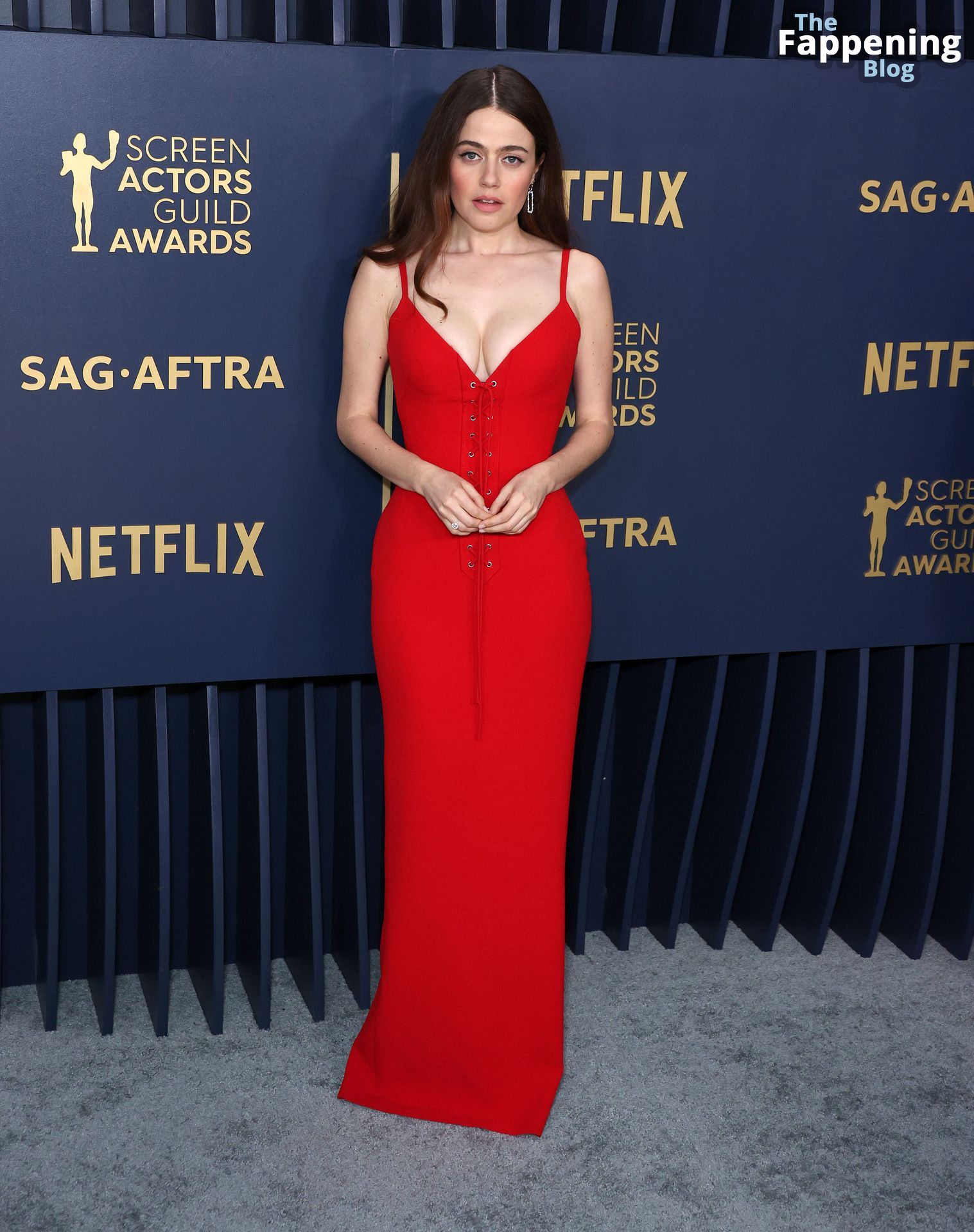 Molly Gordon Stuns in Red at the 30th Screen Actors Guild Awards (72 Photos)