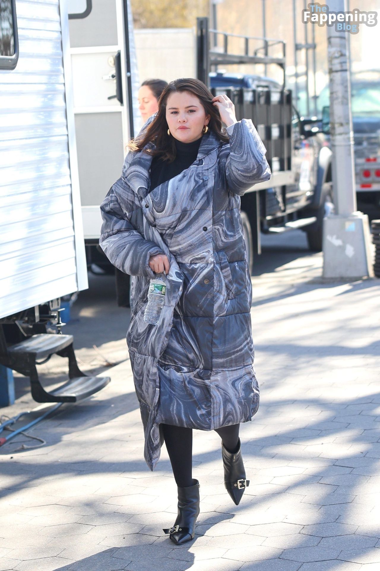 Selena Gomez Displays Her Sexy Boobs on on the Set of “Only Murders in the Building” in NYC (14 Photos)