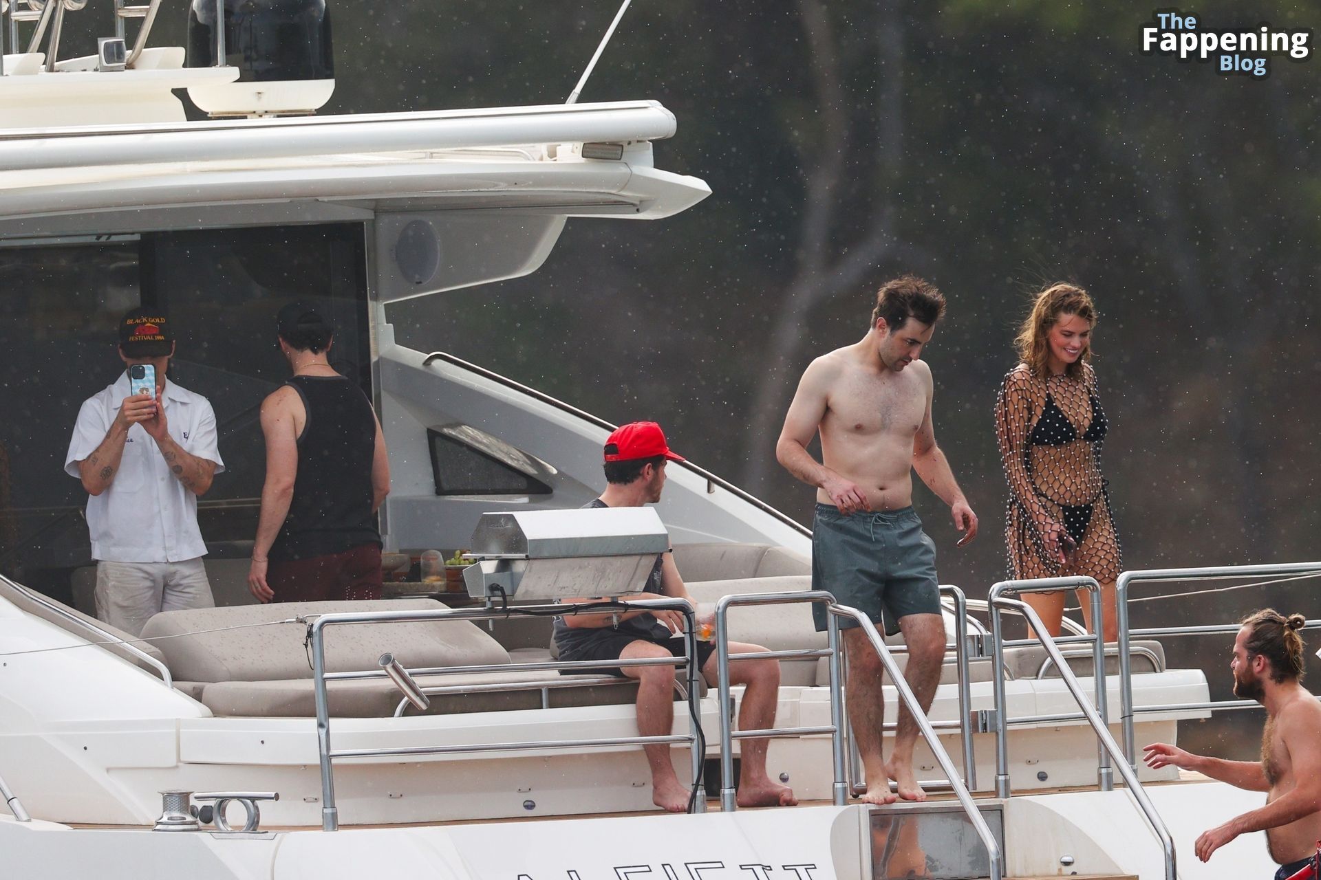 Stormi Bree &amp; Joe Jonas Enjoy a Day on The Harbour with Nick Jonas and Kevin Jonas (114 Photos)