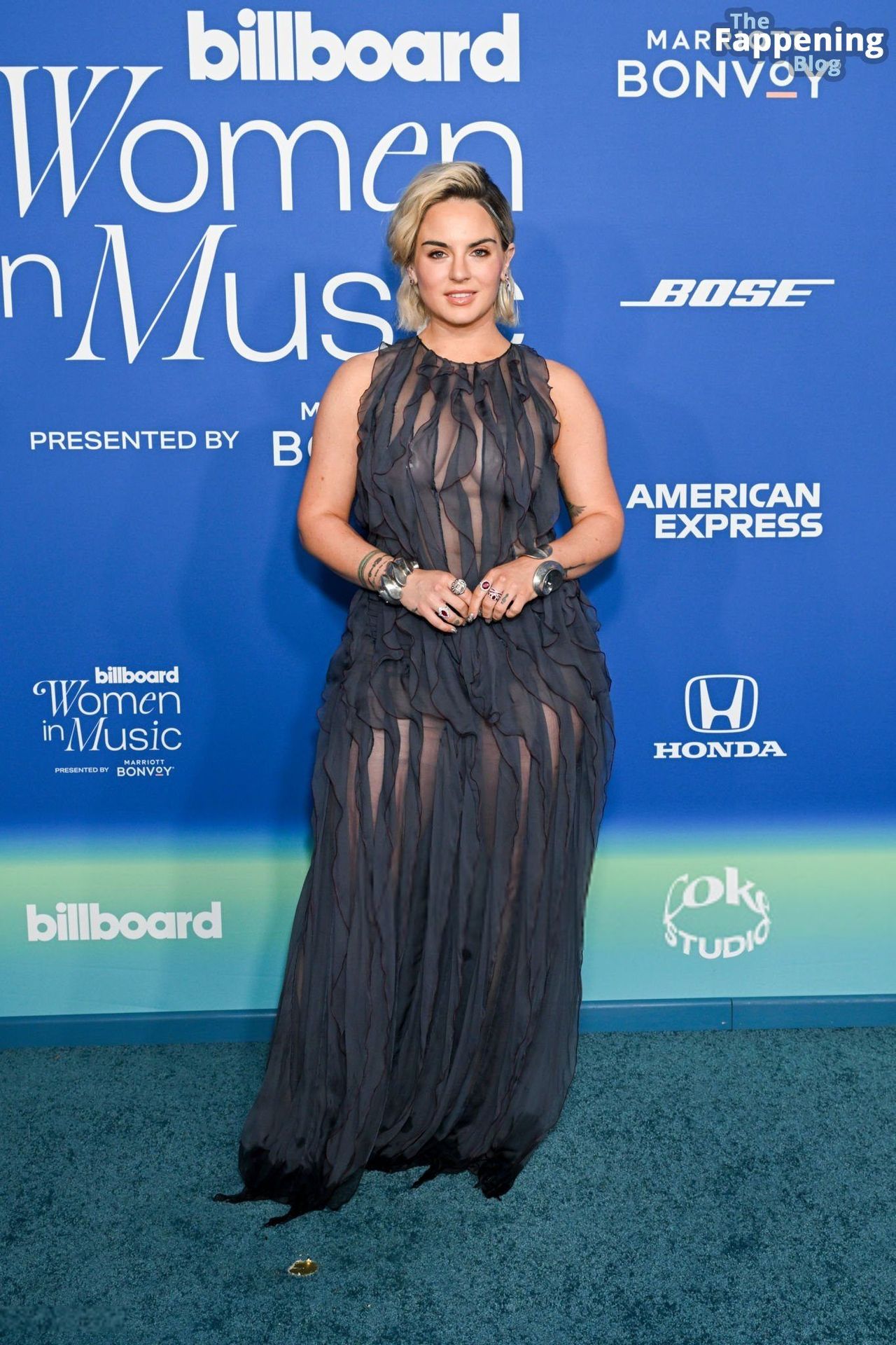 JoJo Levesque Looks Stunning at the Billboard Women In Music Awards (40 Photos)