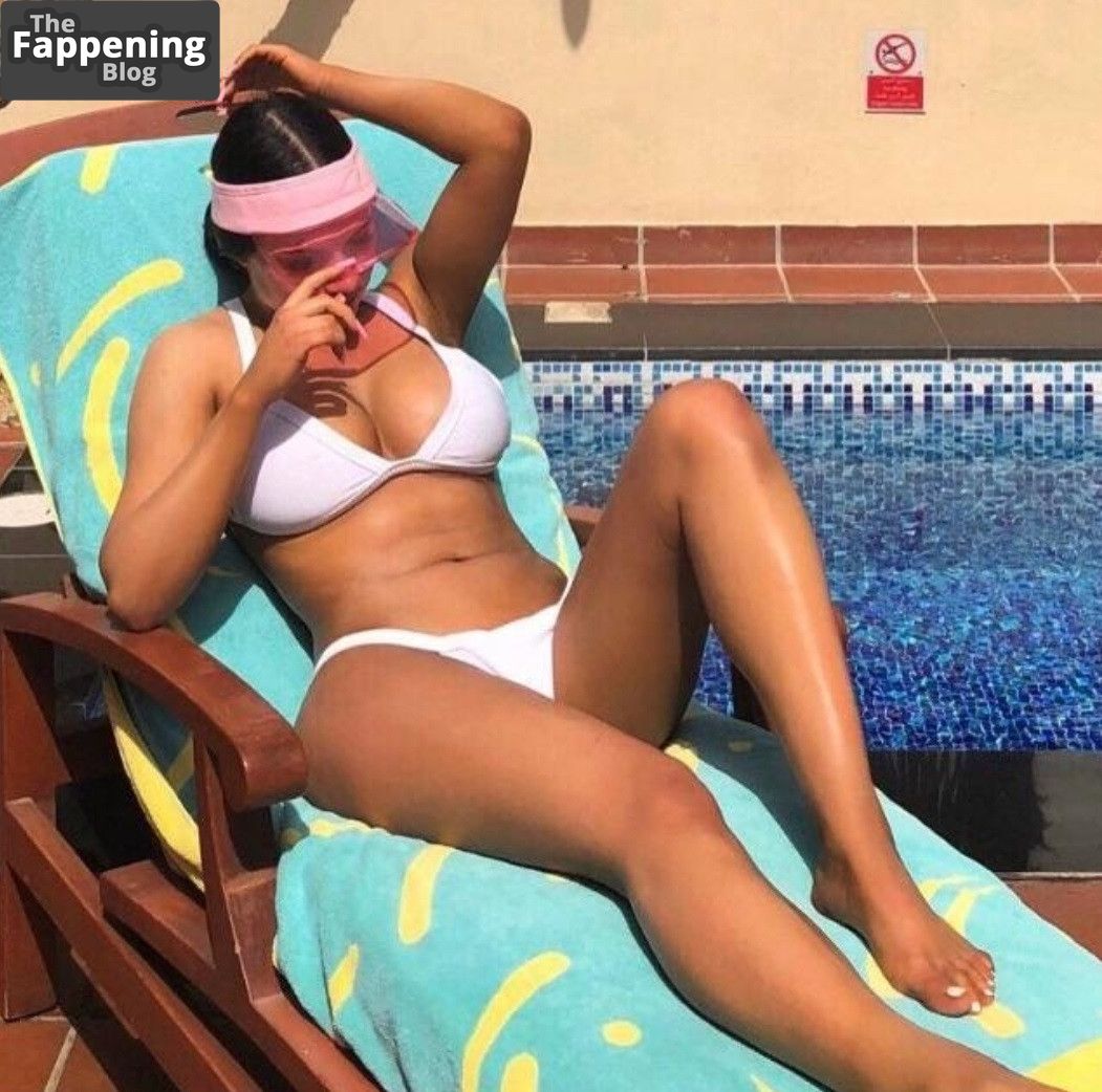 Shirin David Sexy &amp; Topless (8 Photos)