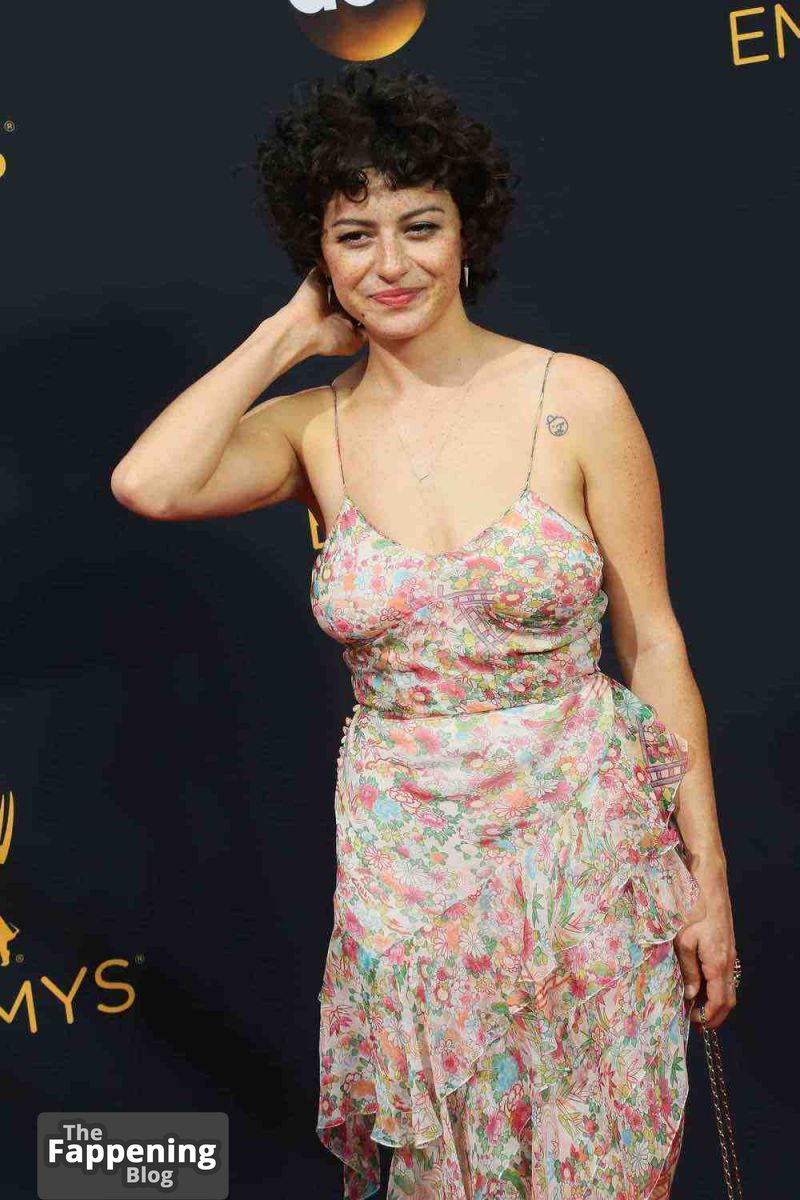 Alia-Shawkat-Nude-and-Sexy-Photo-Collection-535-thefappeningblog.com_.jpg