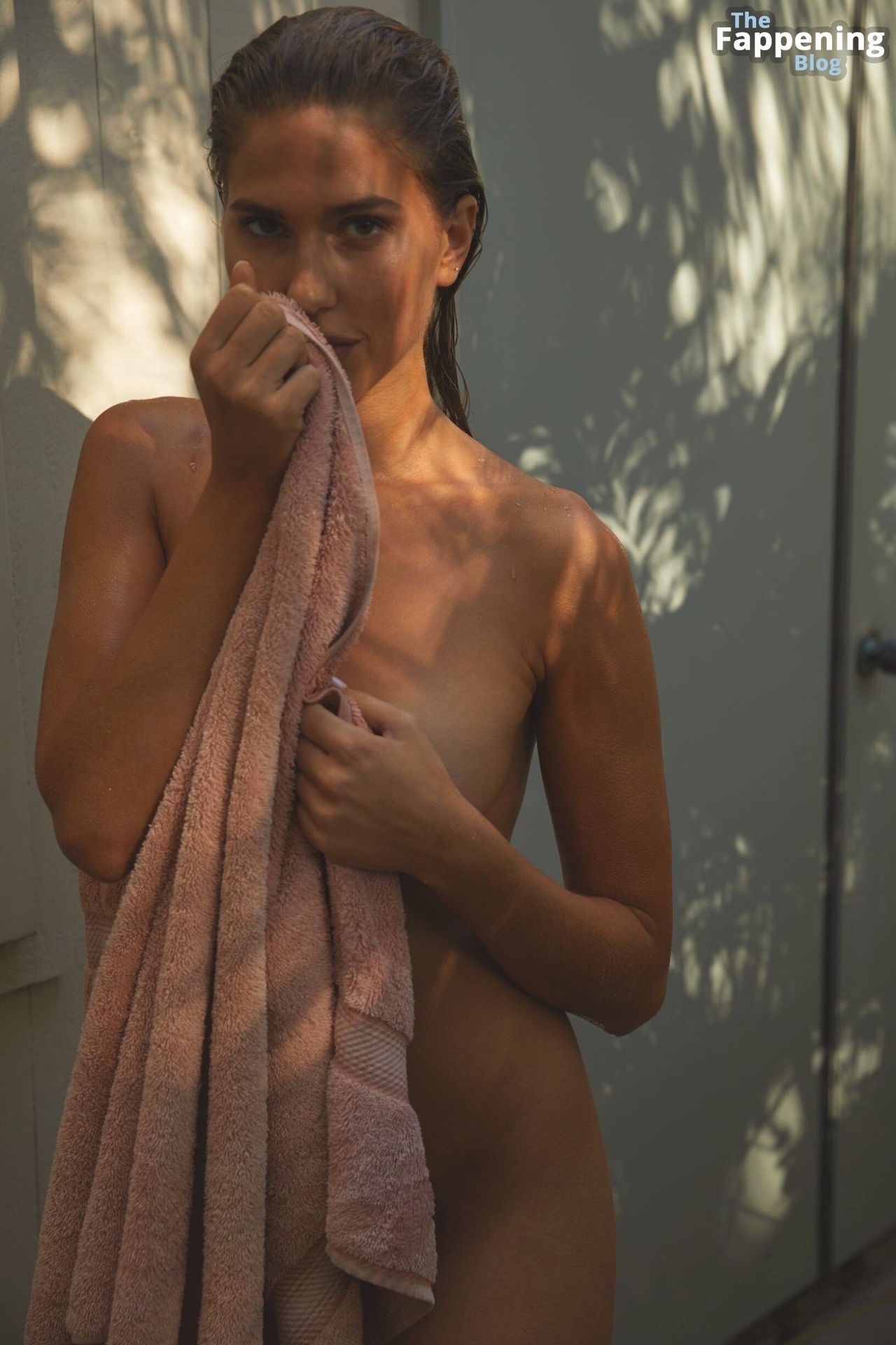 Kara Del Toro Nude &amp; Sexy (35 Photos)