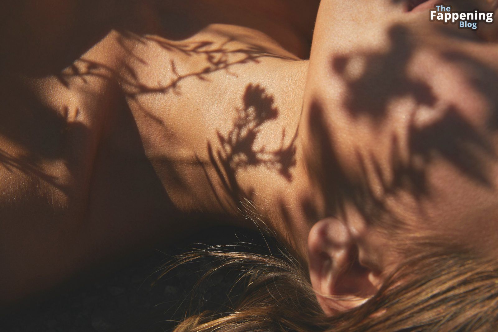 Kara Del Toro Nude &amp; Sexy (35 Photos)