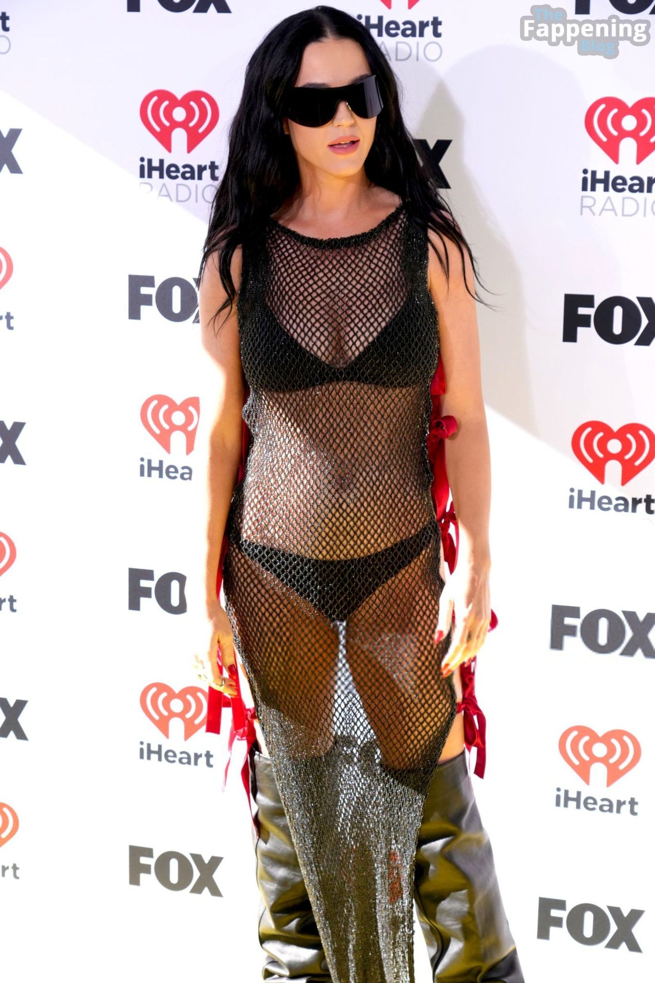 Katy-Perry-Revealing-Attire-iHeartRadio-Music-Awards-31-thefappeningblog.com_.jpg