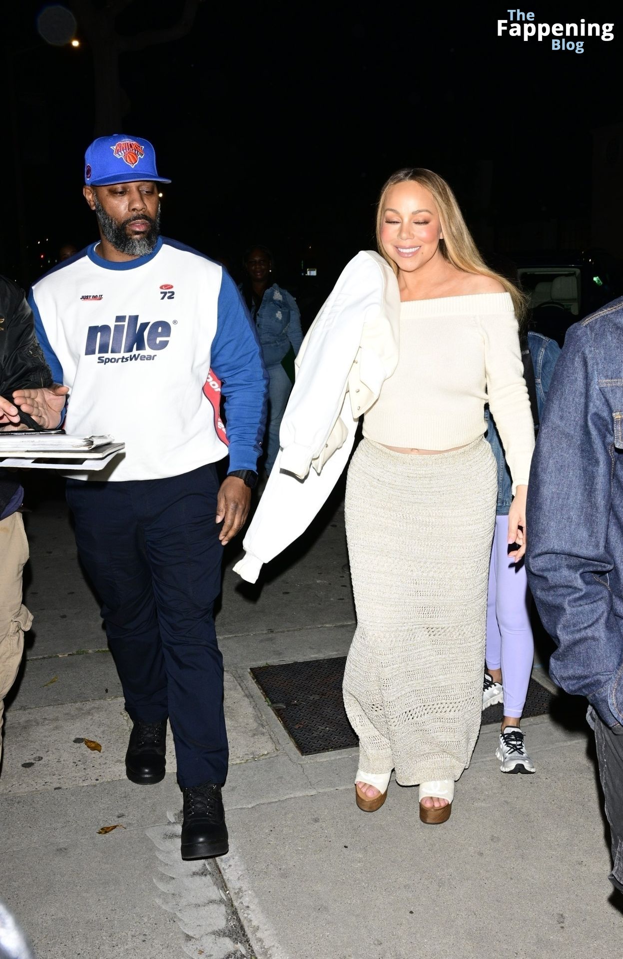 Mariah Carey Sparks Flash Frenzy with Late-Night Arrival at Craig’s with a Mystery Man (53 Photos)