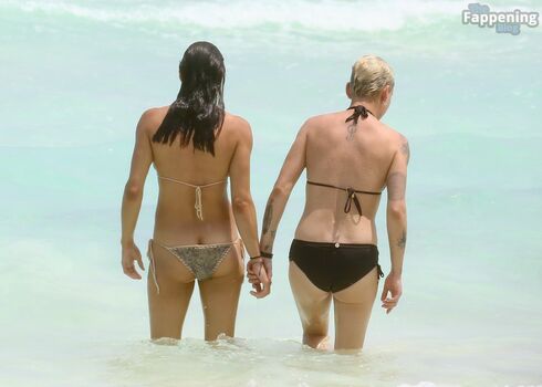 Michelle Rodriguez / Carmen Vandenberg / MRodOfficial / michelle_rodriguez Nude Leaks OnlyFans Photo 2519