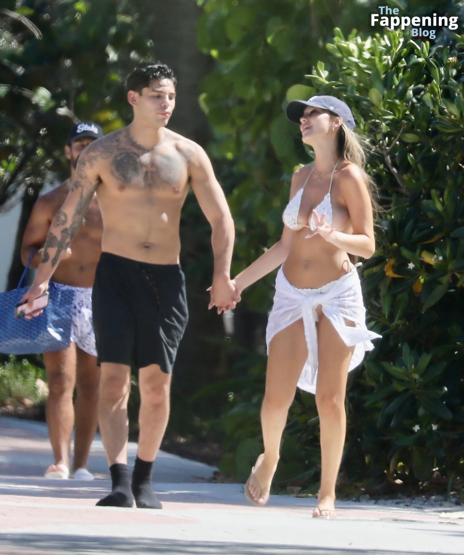 Mikaela Testa &amp; Ryan Garcia Enjoy a Romantic Walk in Miami (28 Photos)