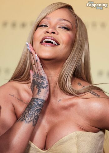 Rihanna / badgalriri Nude Leaks OnlyFans Photo 11734