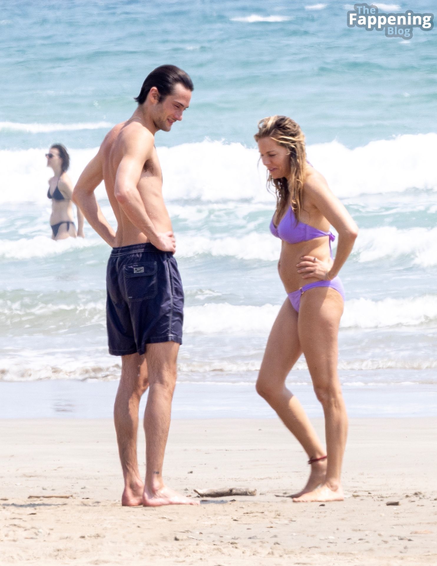 Sienna Miller Shows Off Her Post-Baby Bikini Body on the Beach in Costa Rica (102 Photos)