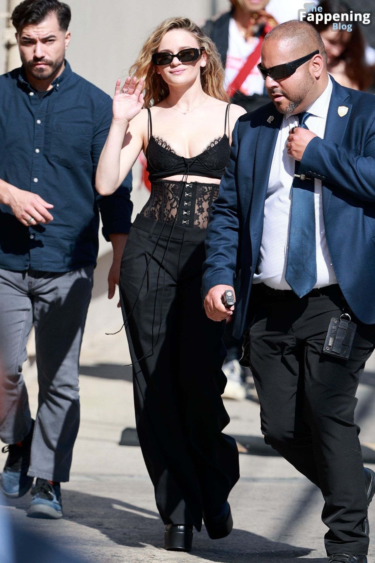 Joey King Shows Off Her Sexy Tits at Jimmy Kimmel Live (28 Photos)