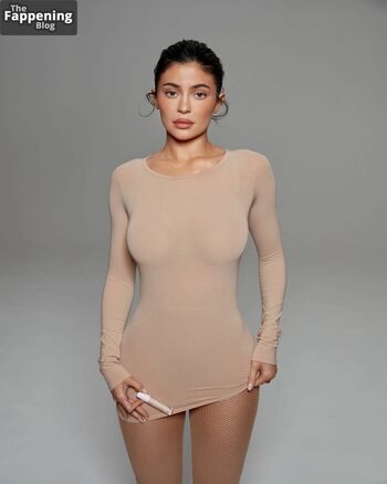 Kylie Jenner / kyliejenner Nude Leaks Photo 7913