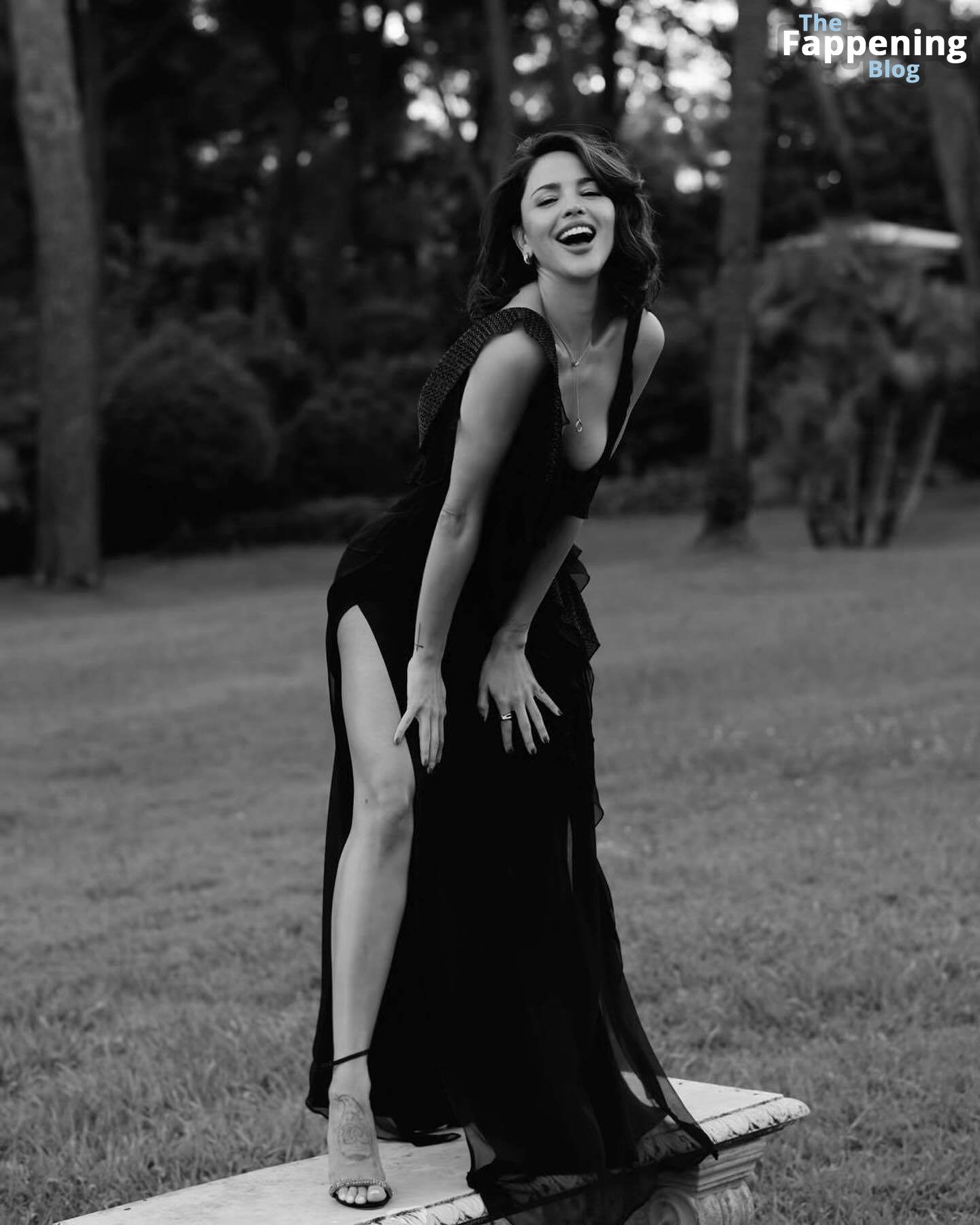 eiza-gonzalez-cannes-gorgeous-black-dress-sexy-cleavage-legs-5-1-thefappeningblog.com_.jpg