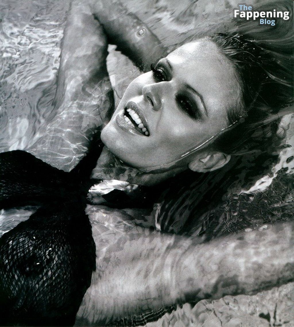 Magdalena Wojcik Nude &amp; Sexy Collection (11 Photos)