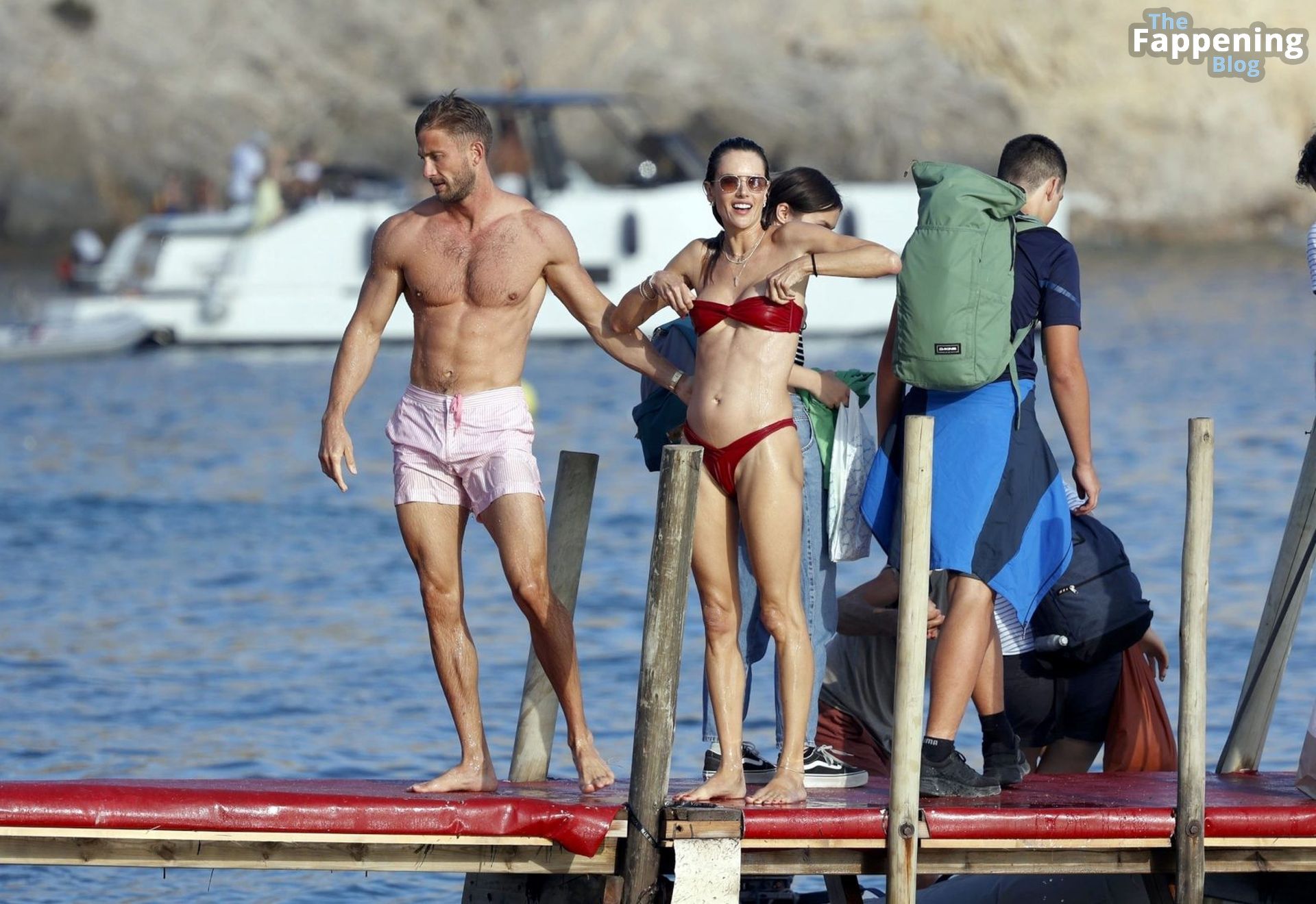 Alessandra Ambrosio is Seen with Alexander Smurfit Enjoying a Swim Together in Ibiza (39 Photos)