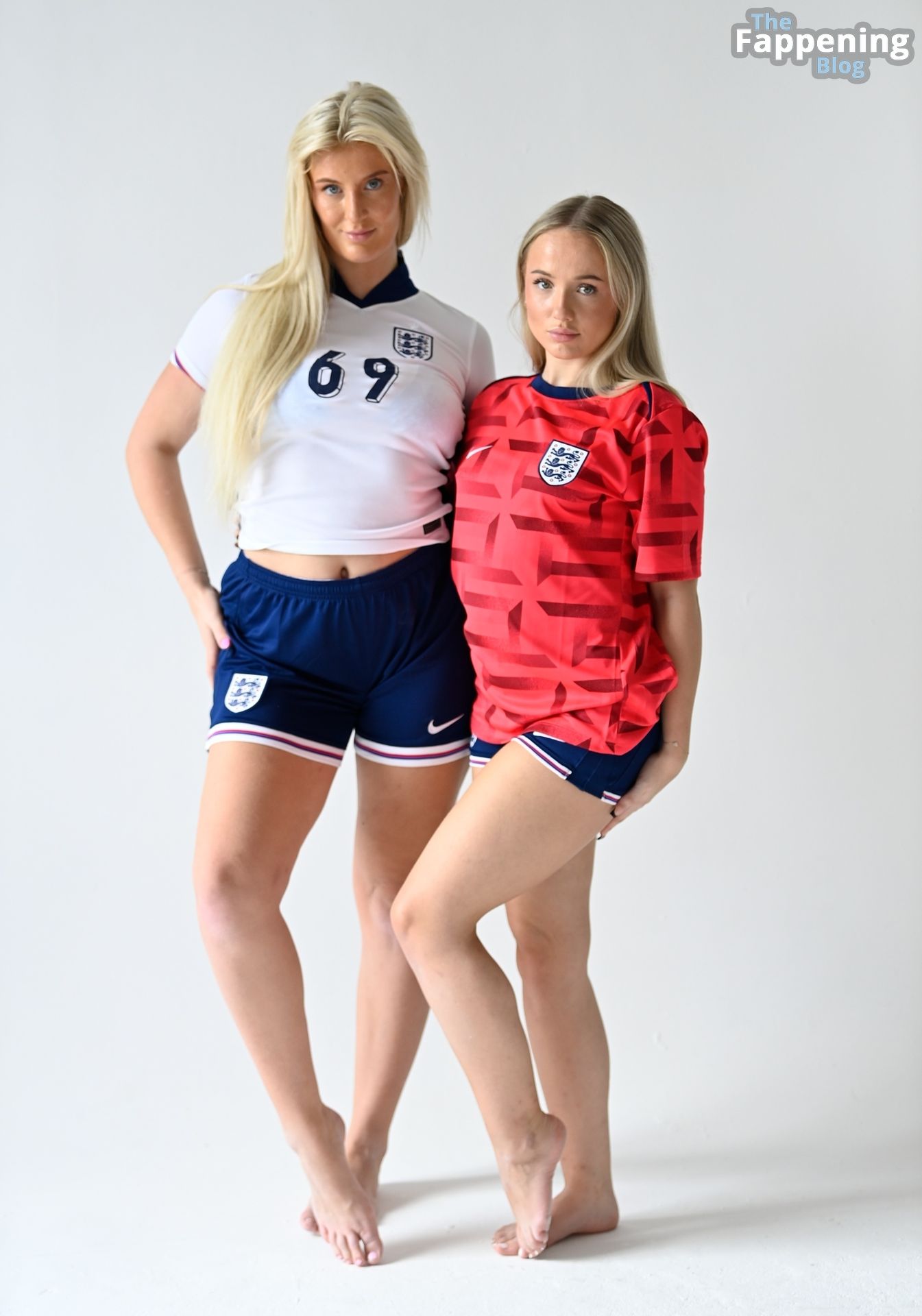 Sophia Isabella Smith Stuns in Her England Kit (Photos)