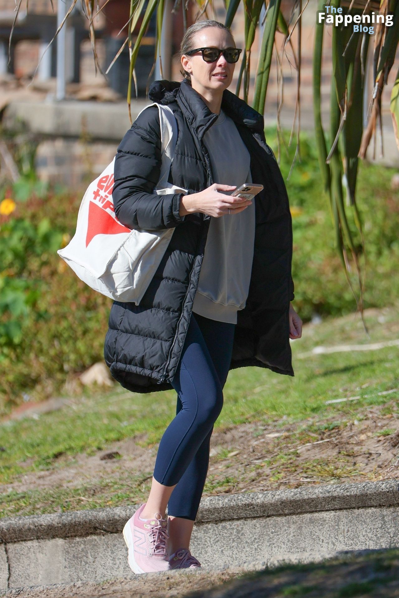 Sylvia Jeffreys Enjoys a Morning Swim at Bronte Beach (76 Photos)