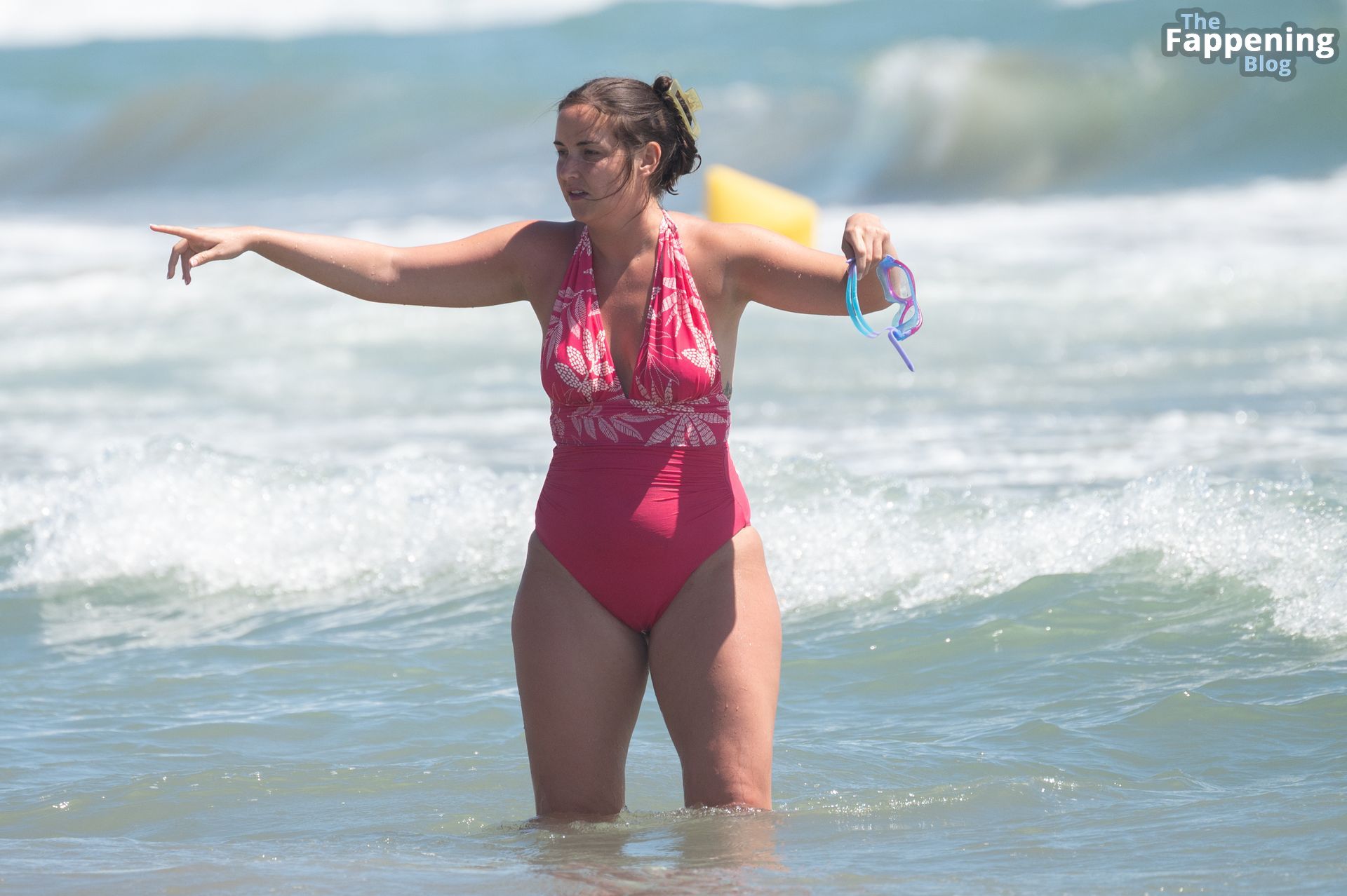 Jacqueline Jossa Has Fun in the Sun on the Beach in Spain (92 Photos)