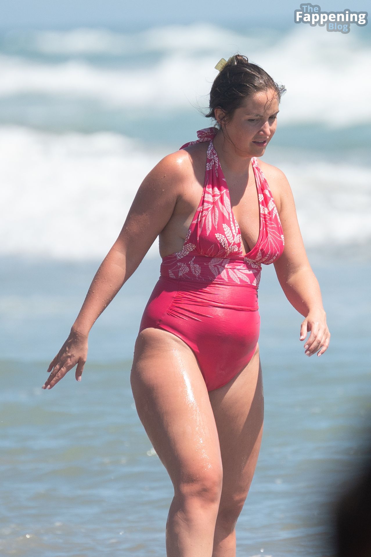 Jacqueline Jossa Has Fun in the Sun on the Beach in Spain (92 Photos)