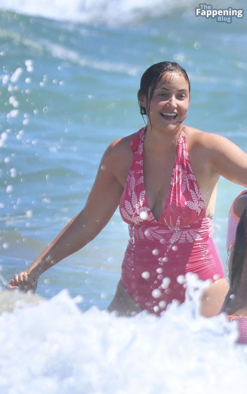 Jacqueline Jossa Has Fun in the Sun on the Beach in Spain (92 Photos)